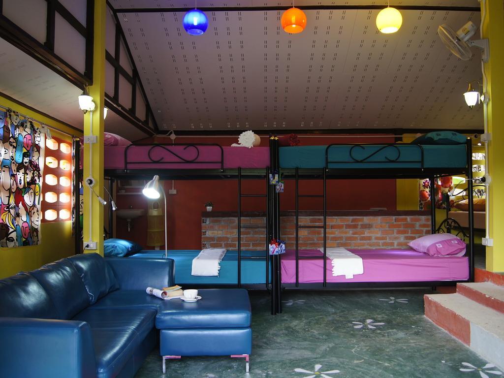 Dorm Des Fleurs Hostel Khao Lak Eksteriør bilde