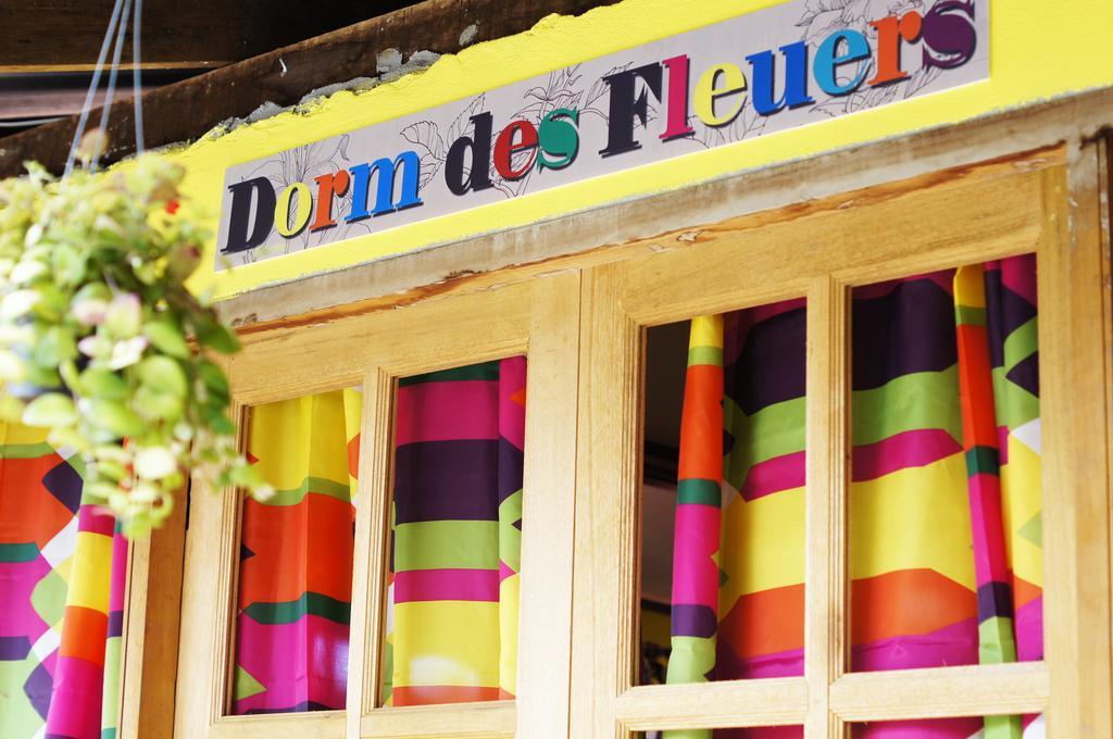 Dorm Des Fleurs Hostel Khao Lak Eksteriør bilde