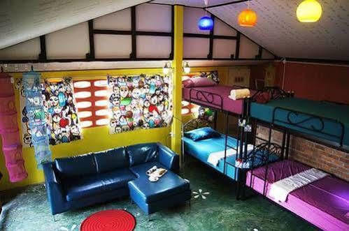 Dorm Des Fleurs Hostel Khao Lak Eksteriør bilde