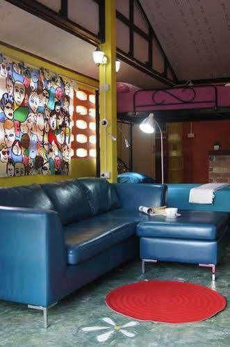 Dorm Des Fleurs Hostel Khao Lak Eksteriør bilde